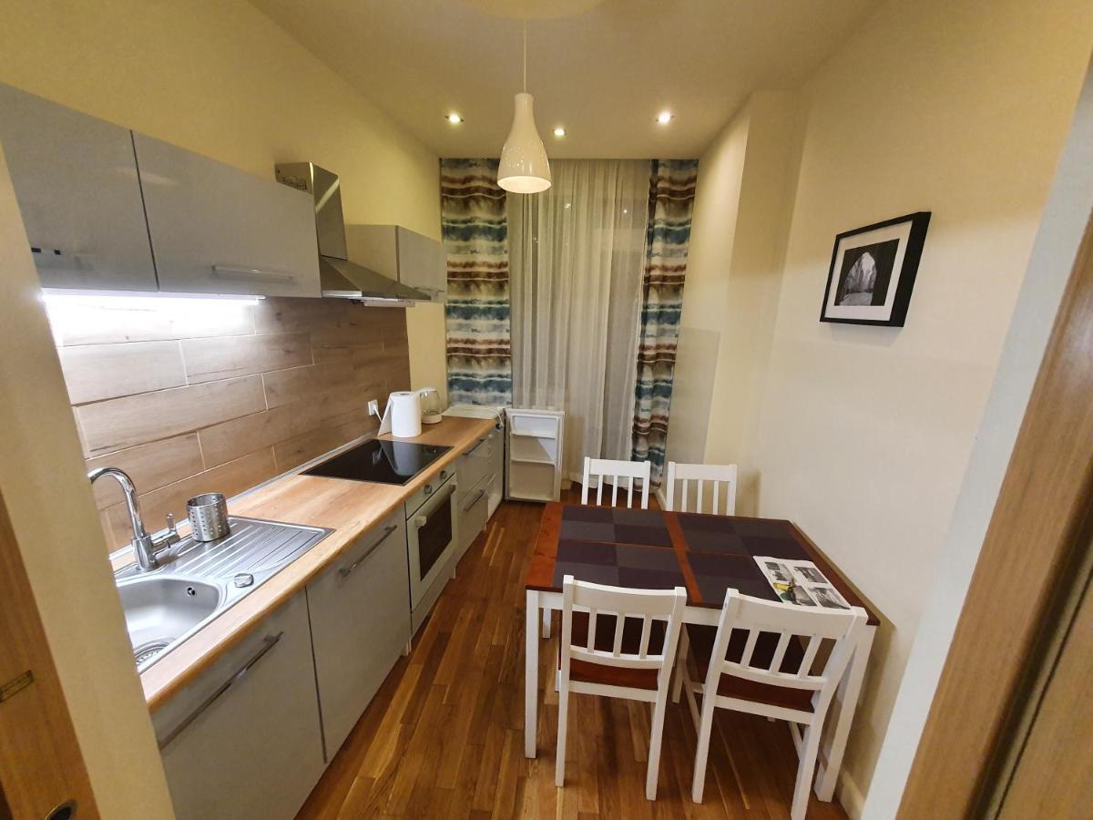 Apartament Debnicki Appartamento Cracovia Esterno foto